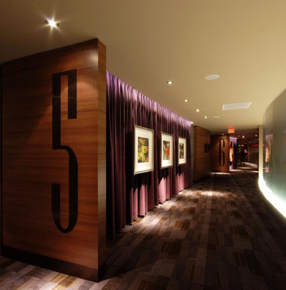 IPIC THEATERS