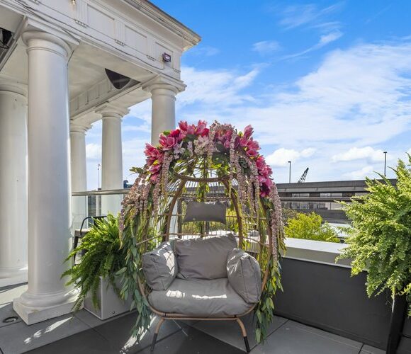 Althea’s Hideaway Lounge