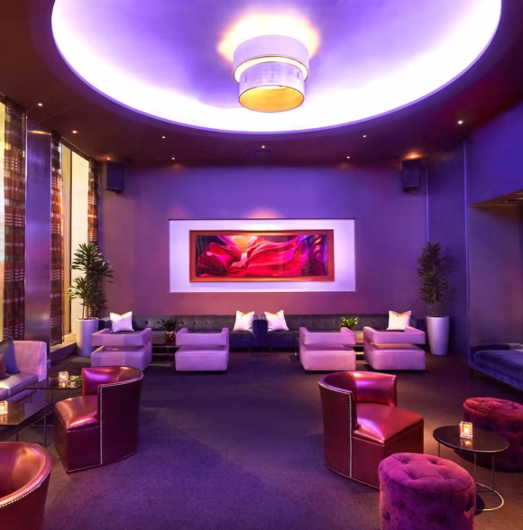 48 Lounge Main Floor